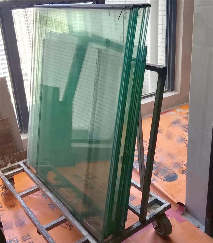 Flat Laminated Glass